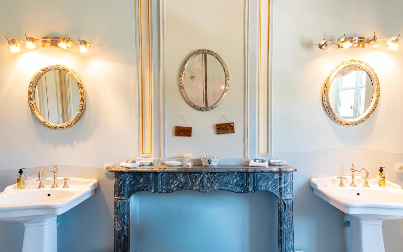 Chateau Talaud Loriol-du-Comtat Zimmer foto