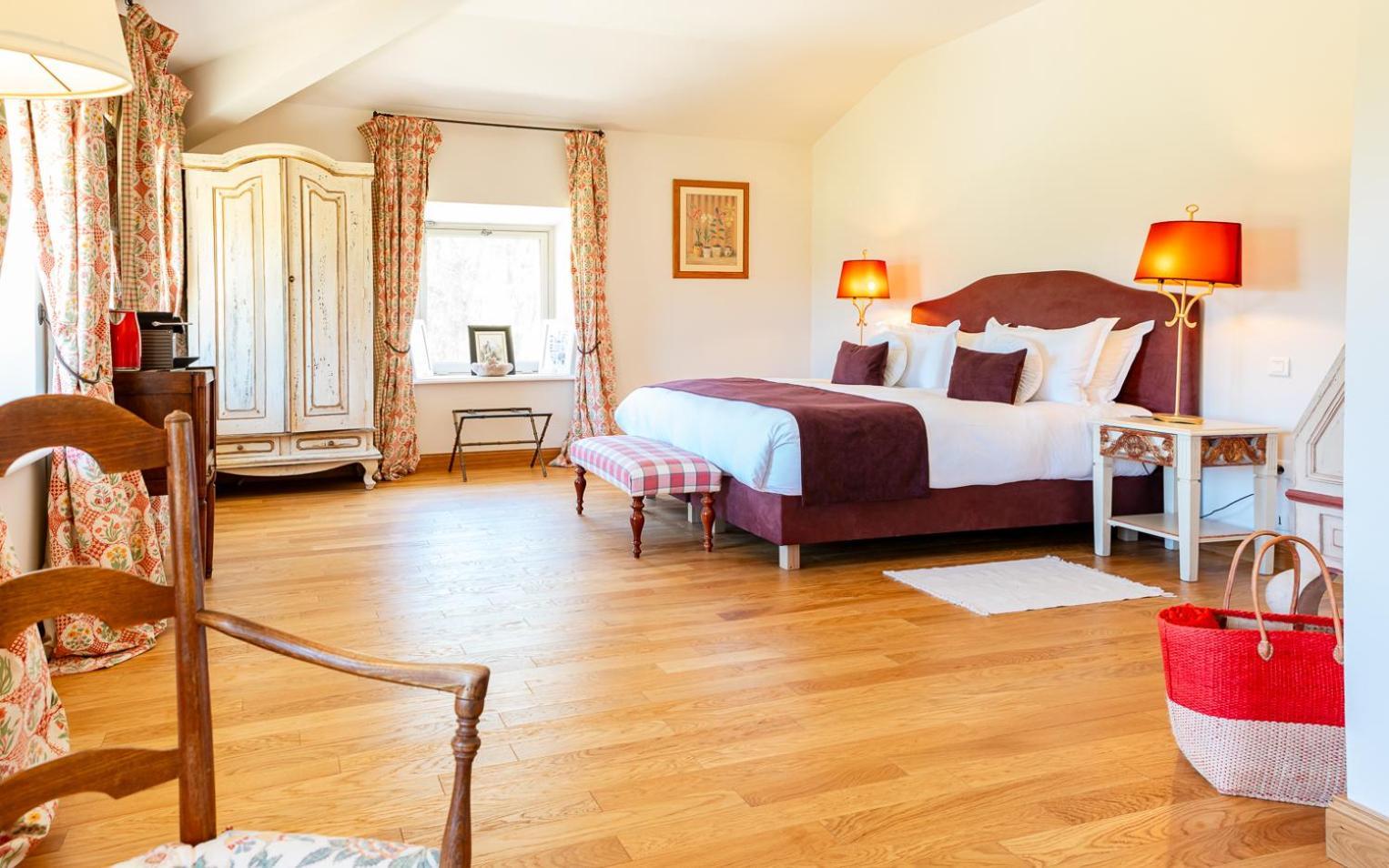 Chateau Talaud Loriol-du-Comtat Zimmer foto